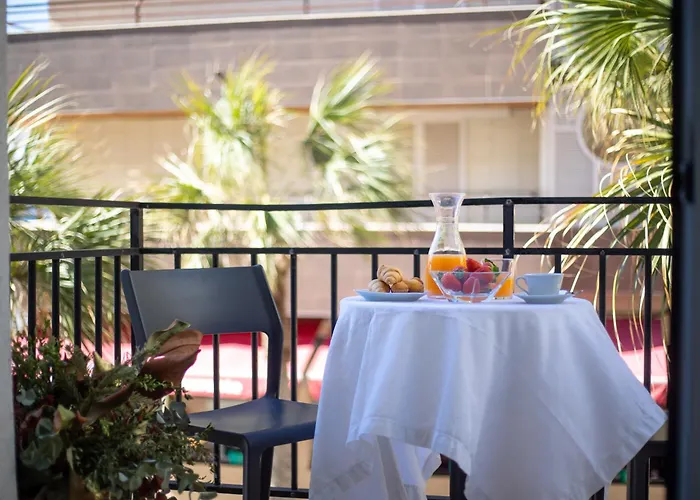 Apartamentos Senabre Palais
