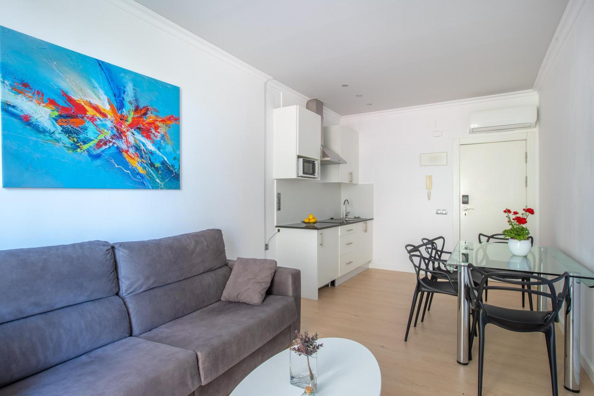 Apartament Senabre Palais *