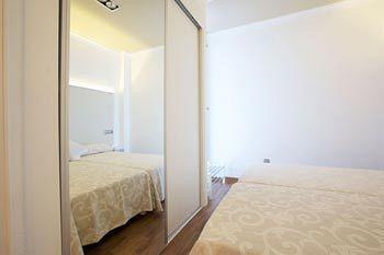 Apartament Senabre Palais *